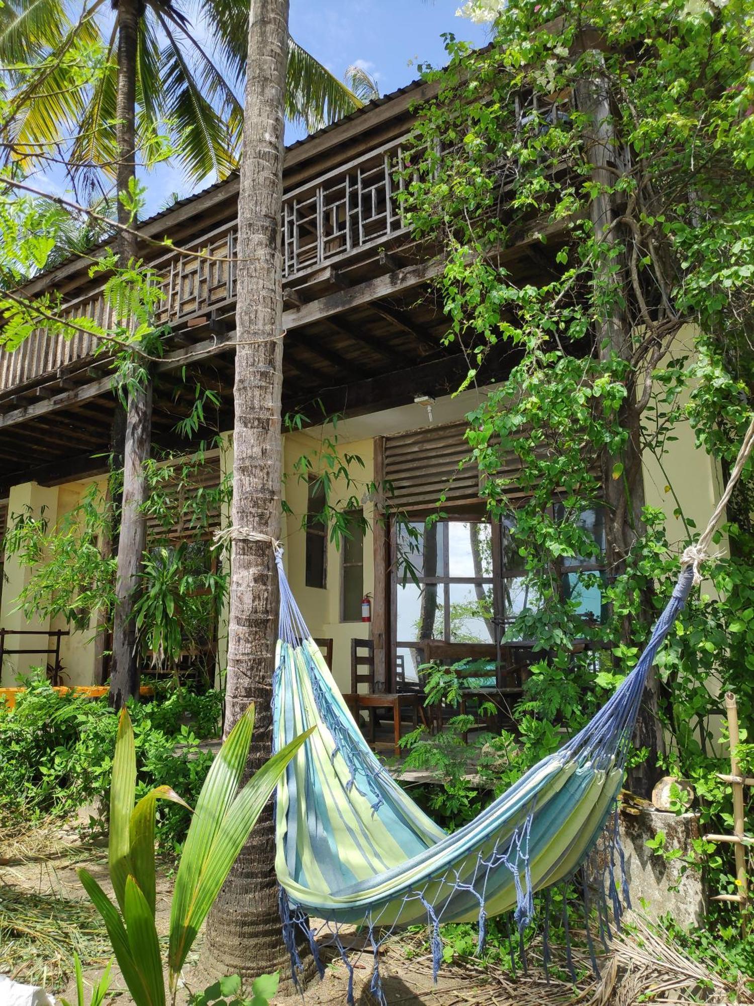 Oliver'S Laguna Eco Lodge Hotel 额布里 外观 照片