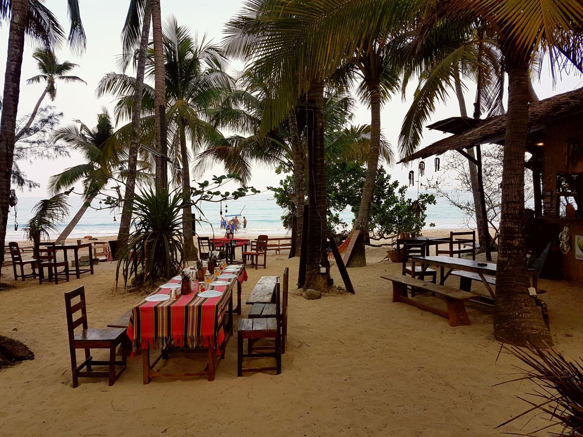 Oliver'S Laguna Eco Lodge Hotel 额布里 外观 照片